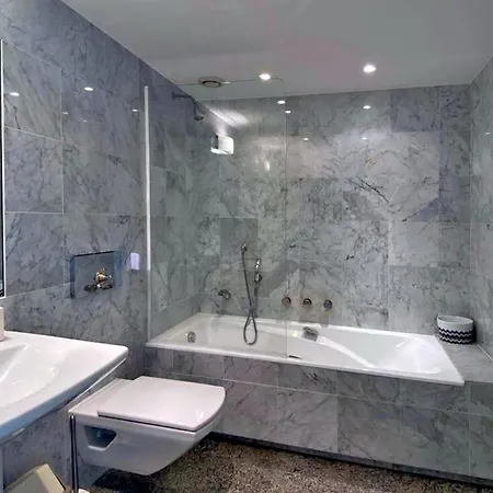 5 Bedroom Luxury In Ramatuelle, French Riviera 호텔 쎙뜨호뻬