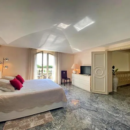 5 Bedroom Luxury In Ramatuelle, French Riviera *